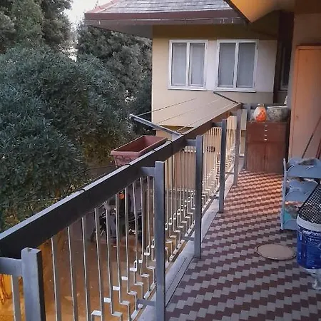 ' Ninfea' Lt Apartment Genoa